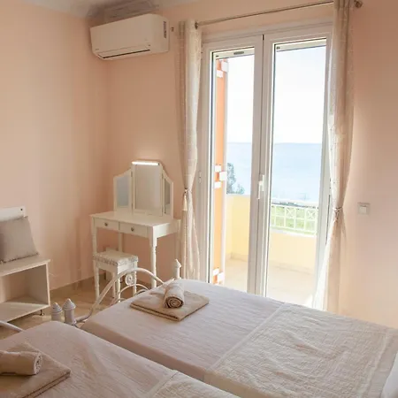 Apartment Grand View Retreat At 